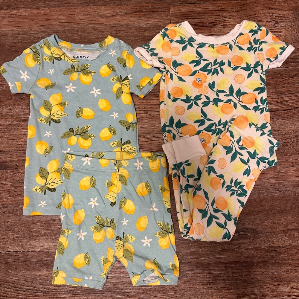 Old Navy Kids Lemon Print Pajama Sets
